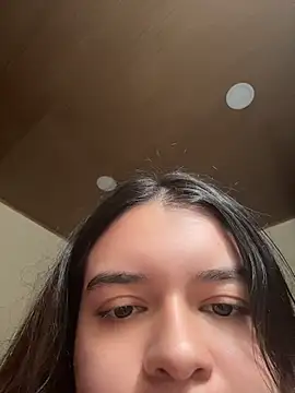Aphrill online show from April 2026 09:02:02 PM
