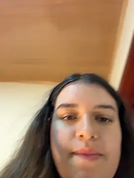Aphrill online show from June 2026 11:43:01 PM