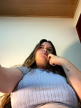 Aphrill online show from November 2025 03:07:01 AM