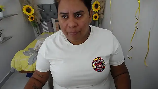 hotlesby valery online show from October 2025 12:19:02 PM