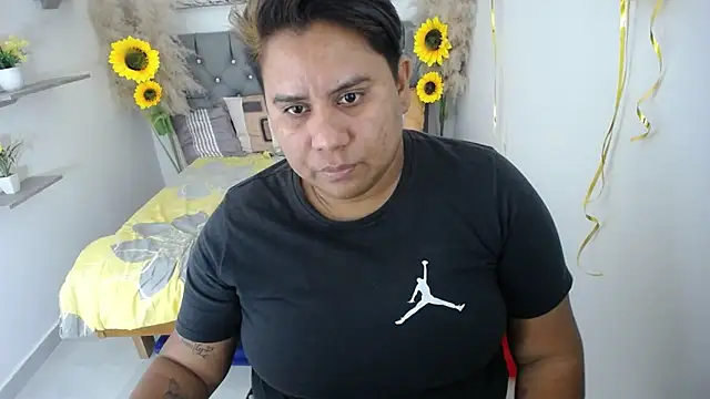 hotlesby valery online show from October 2025 07:03:02 PM