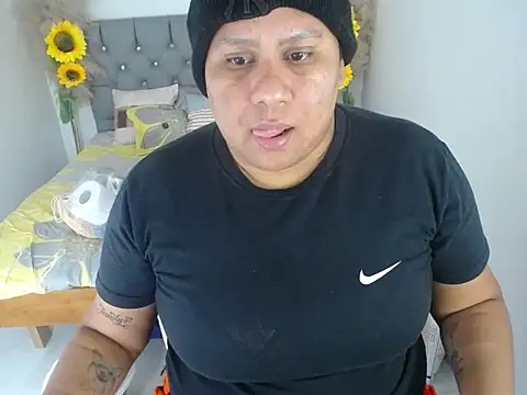 hotlesby valery online show from December 2025 12:04:02 PM