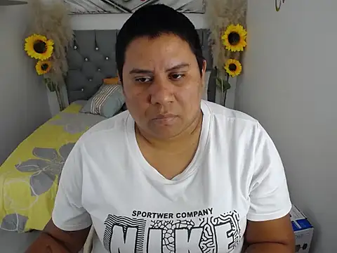 Snapshot of hotlesby_valery chatting on March 2026 07:59:02 PM hotlesby valery online show from March 2026 07:59:02 PM