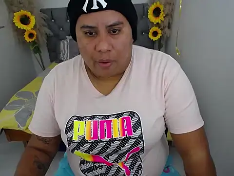 hotlesby valery online show from October 2025 12:17:02 PM