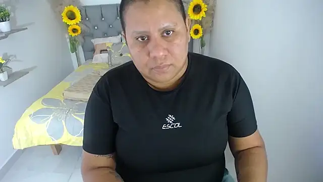 hotlesby valery online show from November 2025 08:19:01 PM