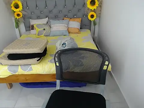 hotlesby valery online show from November 2025 08:09:02 PM