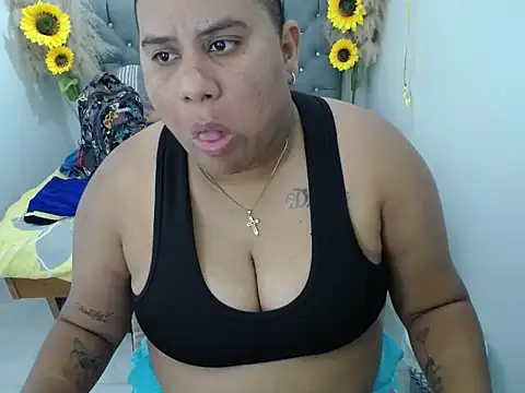 hotlesby valery online show from November 2025 08:01:02 PM