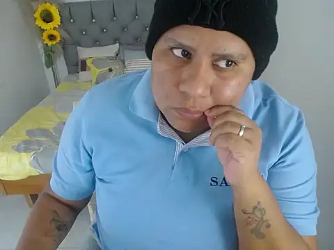 hotlesby valery online show from December 2025 12:04:02 PM