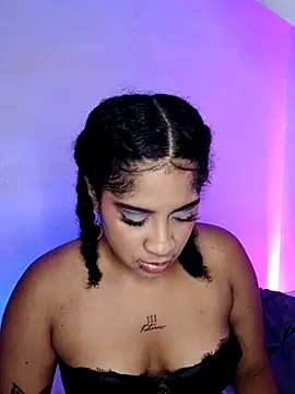 camilafoox7 online show from September 2025 11:22:02 PM