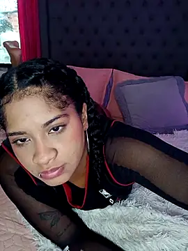 camilafoox7 online show from September 2025 12:33:01 PM