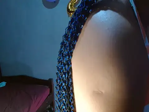 Snapshot of MelissaTommy chatting on October 2025 07:25:02 PM MelissaTommy online show from October 2025 07:25:02 PM