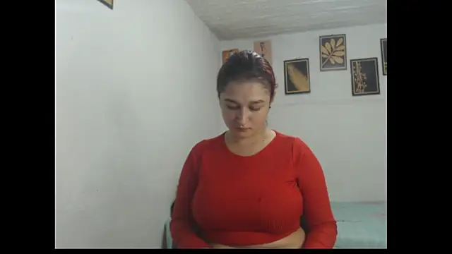 Snapshot of Emily_babybo chatting on October 2025 10:42:02 PM Emily babybo online show from October 2025 10:42:02 PM
