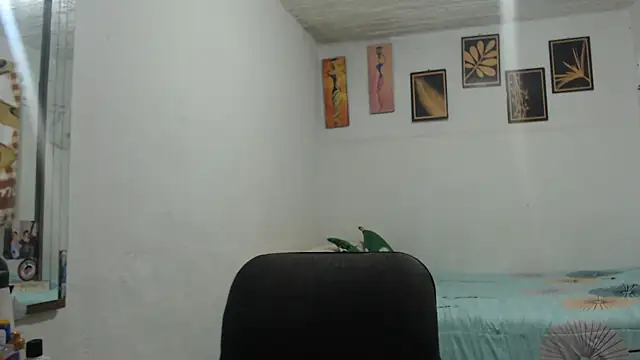 Snapshot of Emily_babybo chatting on October 2025 11:06:02 PM Emily babybo online show from October 2025 11:06:02 PM