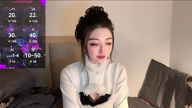 fioralba online show from December 2025 04:44:01 PM