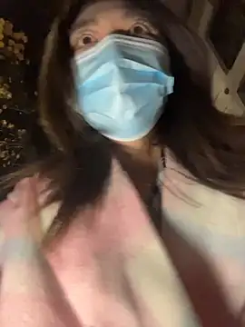 fioralba online show from November 2025 06:01:01 PM