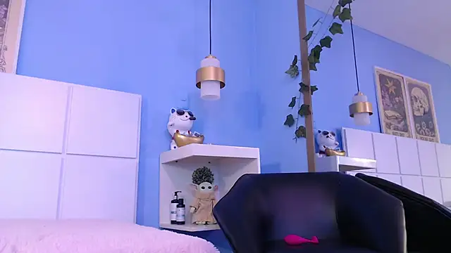 Snapshot of PenelopeBond chatting on October 2025 12:59:02 PM PenelopeBond online show from October 2025 12:59:02 PM