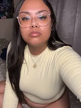 kiaradanielaxx online show from December 2025 08:06:02 AM