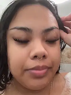 kiaradanielaxx online show from November 2025 08:35:02 PM