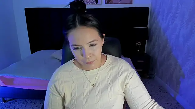 camiladuke7 online show from October 2025 07:40:01 PM