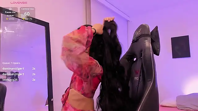 Rouse Monroe online show from November 2025 04:05:02 AM