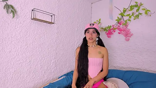 Rouse Monroe online show from October 2025 09:17:02 AM