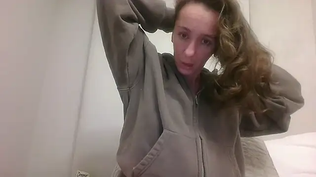 Scotishminx25 online show from September 2025 11:54:01 PM