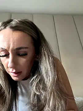 Scotishminx25 online show from September 2025 05:28:01 PM