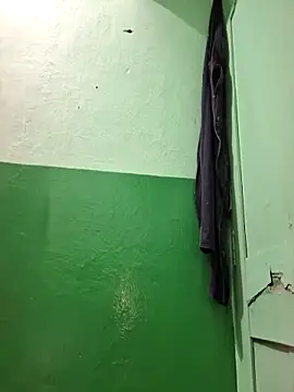 kkshan0923 online show from October 2025 01:52:01 PM