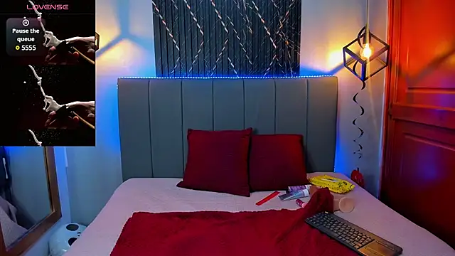 SophieSweet88 online show from November 2025 03:09:02 AM