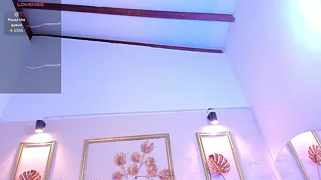 Snapshot of SophieSweet88 chatting on March 2026 04:19:02 AM SophieSweet88 online show from March 2026 04:19:02 AM