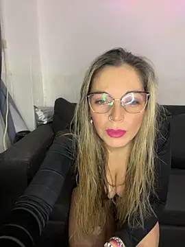 julietacollins11 online show from September 2025 04:08:01 AM