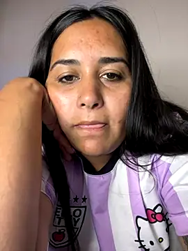 Ayee23-3 online show from November 2025 06:02:02 PM