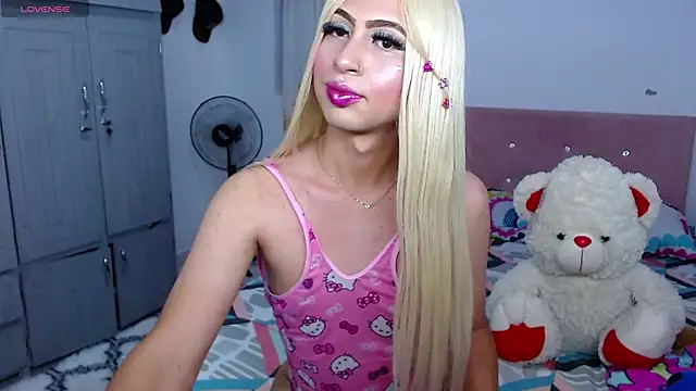 Snapshot of Victoria_Hot_xxx chatting on October 2025 10:21:02 PM Victoria Hot xxx online show from October 2025 10:21:02 PM