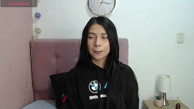 gabriela paris online show from November 2025 06:14:02 AM