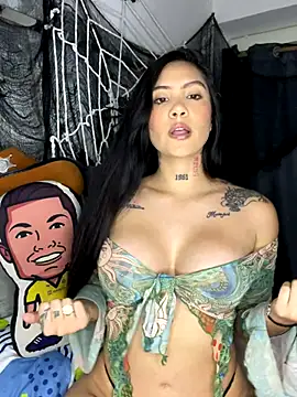 liahouses online show from October 2025 01:06:02 AM