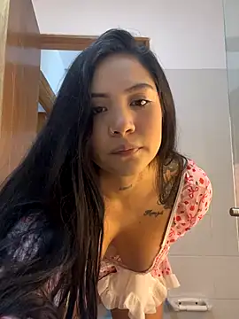 liahouses online show from October 2025 10:44:01 PM