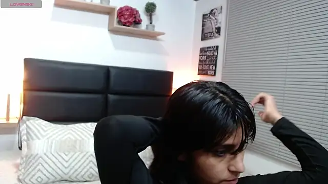 scarlett and justin online show from October 2025 03:18:02 AM