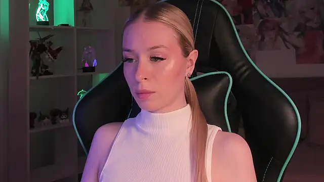 MiaGraces online show from November 2025 06:03:02 AM