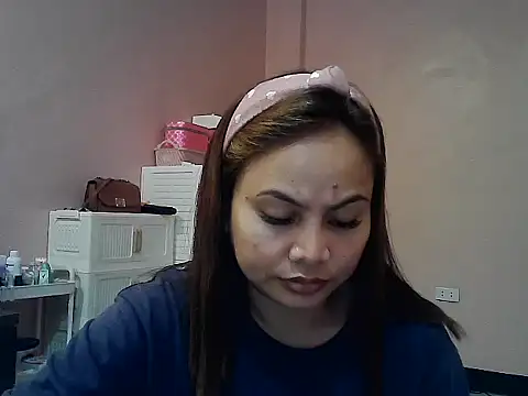 Snapshot of Amarrahlyn chatting on May 2026 09:22:01 PM Amarrahlyn online show from May 2026 09:22:01 PM