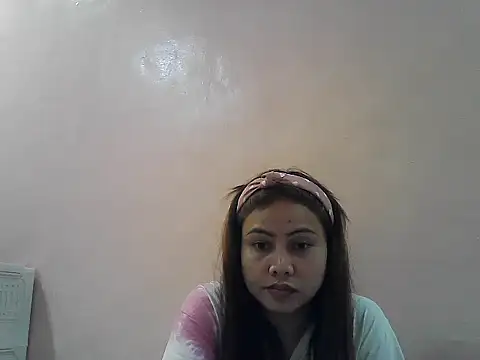 Amarrahlyn online show from June 2026 10:37:01 AM