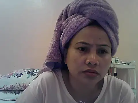 Amarrahlyn online show from November 2025 09:57:01 AM