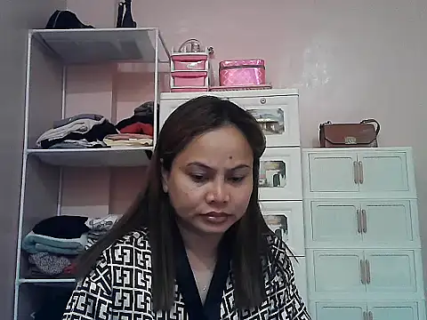 Amarrahlyn online show from July 2026 09:56:01 PM