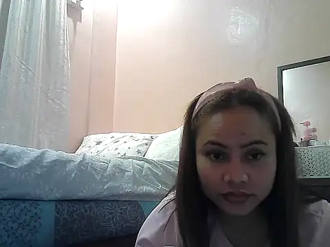 Snapshot of Amarrahlyn chatting on May 2026 09:14:02 PM Amarrahlyn online show from May 2026 09:14:02 PM
