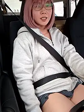 takusaki223 online show from February 2026 01:59:02 AM