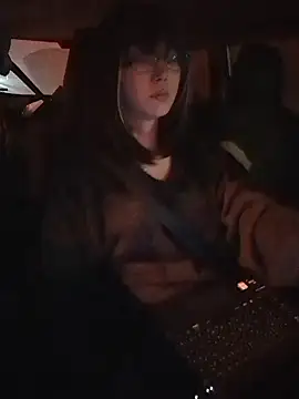 takusaki223 online show from January 2026 12:25:01 AM