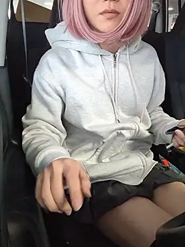 takusaki223 online show from February 2026 01:12:01 AM