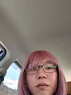 takusaki223 online show from February 2026 12:30:01 AM