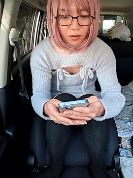 takusaki223 online show from November 2025 02:54:02 AM