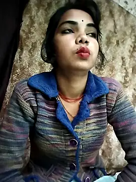 Snapshot of PRACHI-743 chatting on November 2025 01:20:01 AM PRACHI-743 online show from November 2025 01:20:01 AM