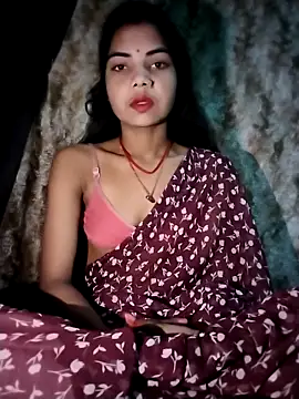 Snapshot of PRACHI-743 chatting on October 2025 01:17:01 AM PRACHI-743 online show from October 2025 01:17:01 AM